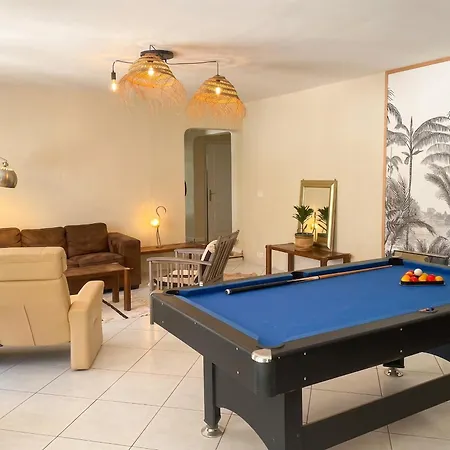 Spacieux Avec Piscine A 130 M² Apartment Vias
