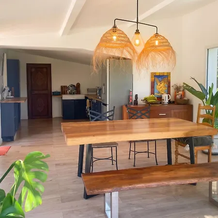 Spacieux Avec Piscine A 130 M² Apartment Vias